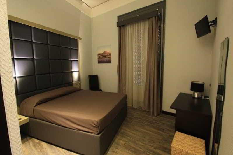 Dolce Vita Rooms & Breakfast Nápoles Exterior foto